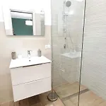 Gasthuis Comfy Vito With Ensuite And Parking - Policlinico Bari