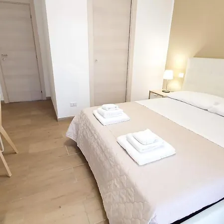 Comfy Vito With Ensuite And Parking - Policlinico Bari