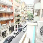 Comfy Vito With Ensuite And Parking - Policlinico 3*