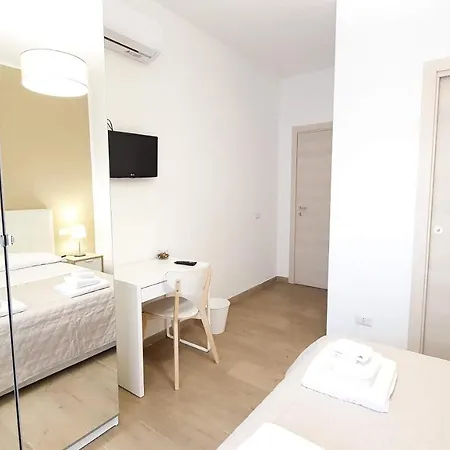 Le Di Don Vito - Policlinico Guest house *