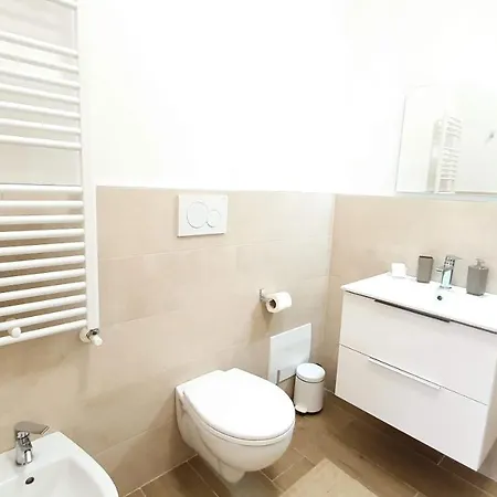 Comfy Vito With Ensuite And Parking - Policlinico Gasthuis
