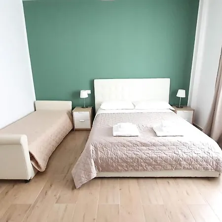 Гостьовий будинок Le Di Don Vito - Policlinico 3*